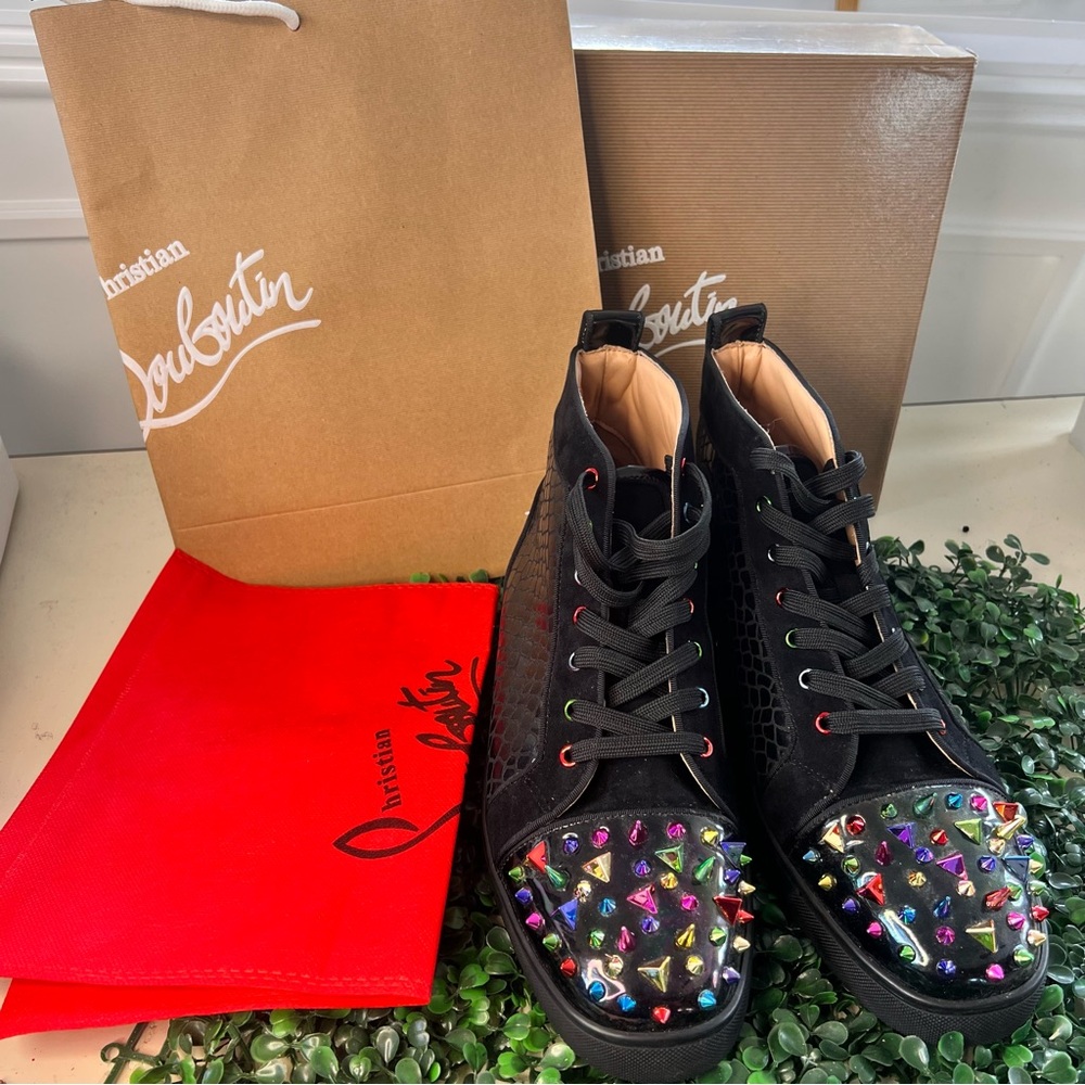 🔥 Inspired Designer Studded High-Top Sneakers 🔥 - Picture 3 of 10